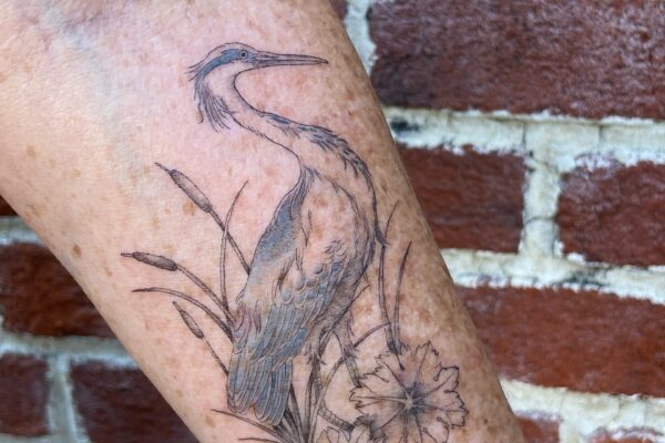 Photo by QUI _ Tattoo Artist on August 09, 2024. May be an image of one or more people, henna and tattoo.